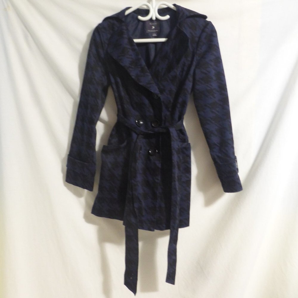 FOREVER 21, small, navy pea coat with black design, GUC